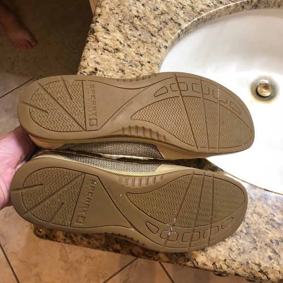 Women’s sperry boat shoes - Picture 3 of 3